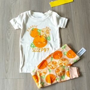 New old Navy toddler pj's 5t